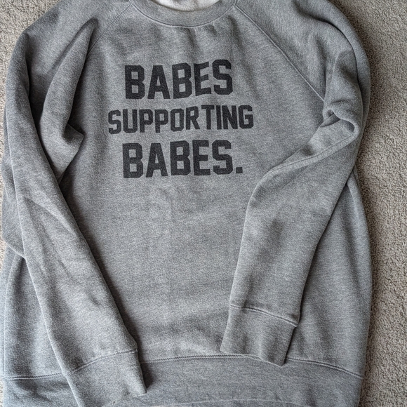 BTL grey Crewneck - Picture 2 of 3